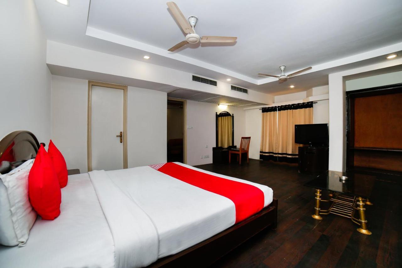Hotel Shelter Gwalior Extérieur photo