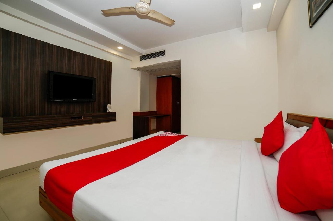 Hotel Shelter Gwalior Extérieur photo