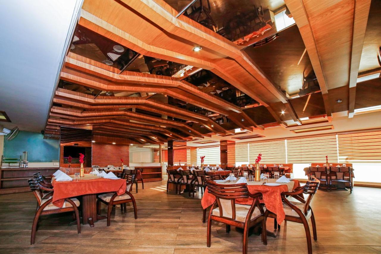 Hotel Shelter Gwalior Extérieur photo