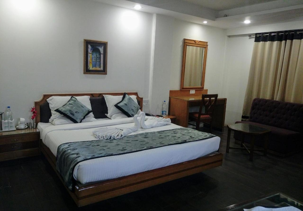 Hotel Shelter Gwalior Extérieur photo