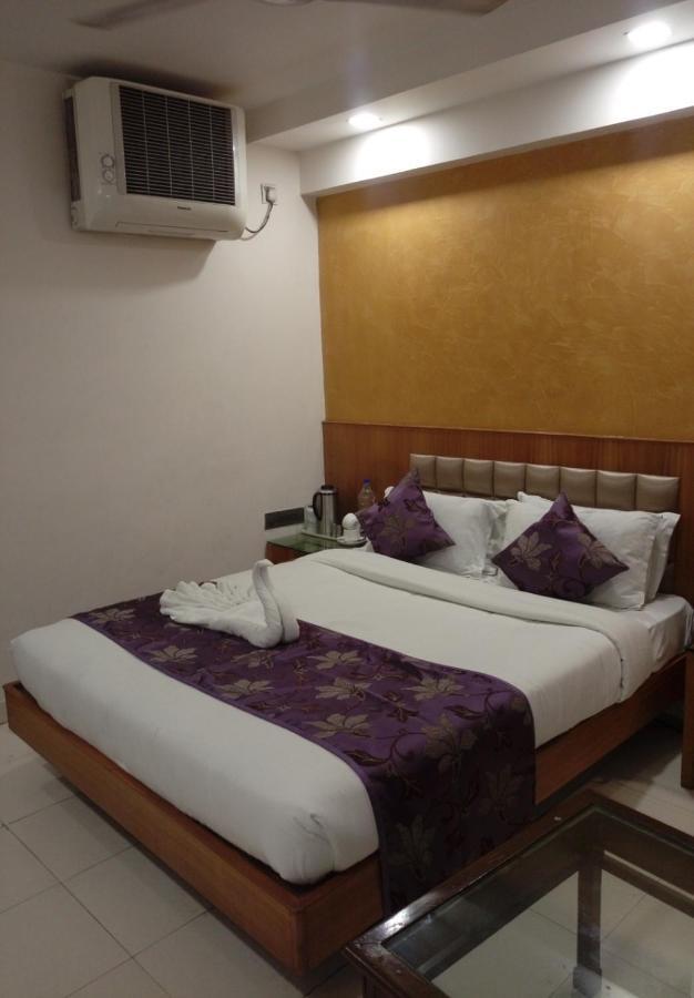 Hotel Shelter Gwalior Extérieur photo
