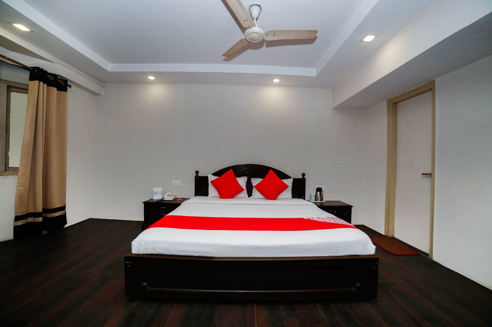 Hotel Shelter Gwalior Extérieur photo